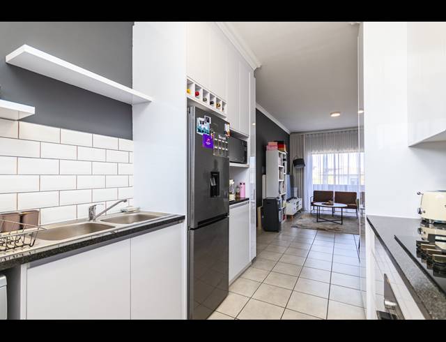 2 BEDROOM APARTMENT TO LET IN PARKLANDS NORTH